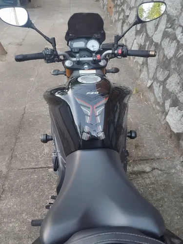 Yamaha Fz8