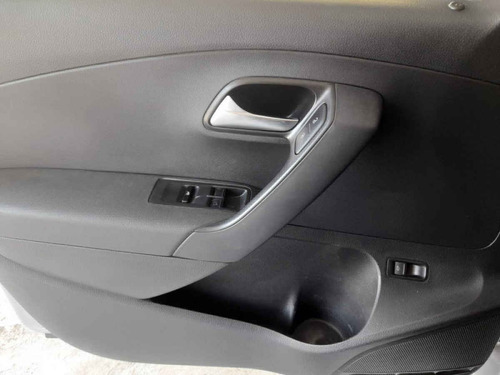 Imagen 15 de 15 de Volkswagen Vento 2020 4p Comfortline L4/1.6 Man