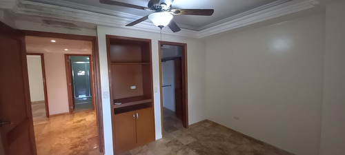 Imagen 6 de 14 de Alquiler Apartamento Bien Ubicado Calle 72 Pozo De Agua