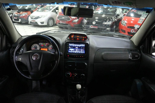 Fiat Strada 1.8 16v Adventure Cab. Dupla Flex 2p