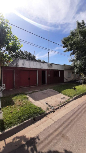 Urquiza N° 7145- Casa-2 Dormitorios-venta- Barrio Gral. BeLG