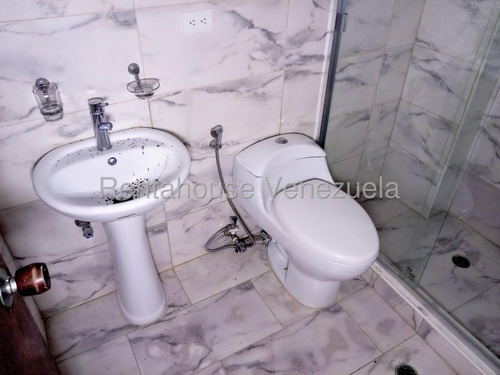 Townhouse Vía La Unión, Oportunidad Mo 25-24108