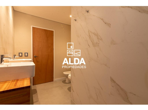 Casa Punta Colorada Piriápolis 2 Dorms Venta Ca501392