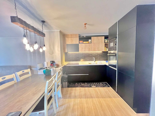Triplex En Venta De 3dorm 3b 2estac 1bod (96262)