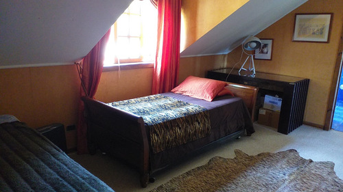 Se Vende Terreno De 4 Hectáreas En Cachagua, Incluye 4 Casas
