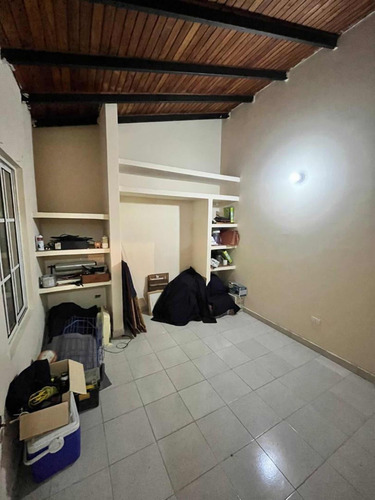 Casa En Venta En Valle De Oro Mr Solo Clientes