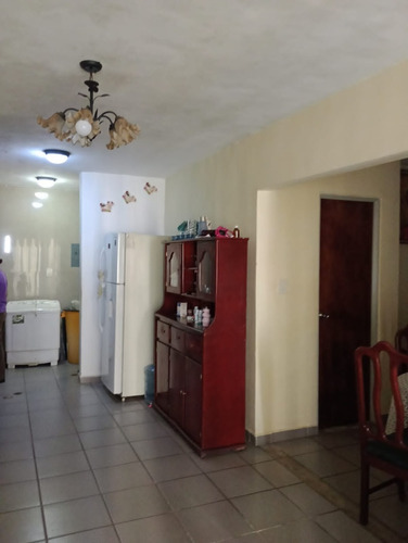 Vera Casa Inmobiliaria Vende Apartamento En Montemayor San Diego Mb-1