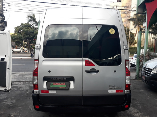 Master 2.3 Dci Minibus Executive L3h2 16 Lugares Completa