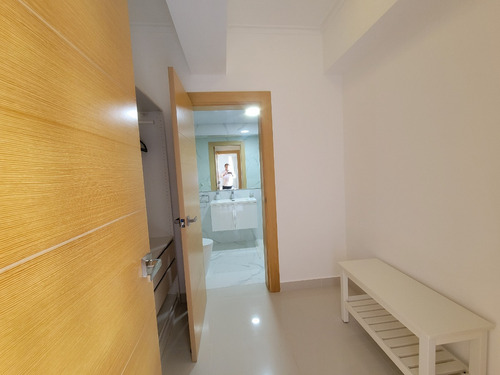 Foxpiantini.com - V168 | Apartamento En Venta En Piantini | Ubicación Privilegiada Y Diseño Exclusivo