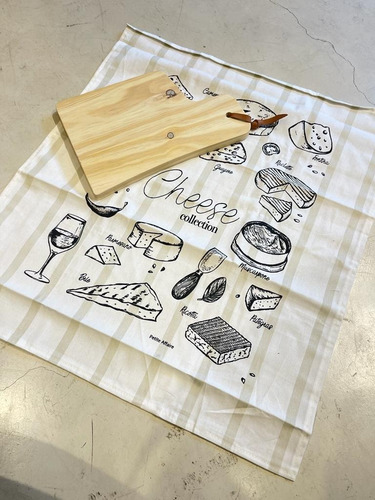 Imagen 4 de 5 de Set Tabla Para Picar Y Mantelito Petite Affaire