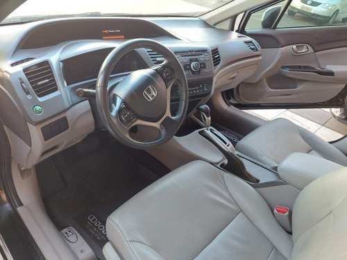 Imagem 5 de 9 de Civic 1.8 Lxs 16v Flex 4p Automático