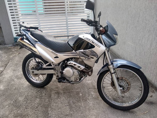 Imagem 1 de 8 de Honda Falcon
