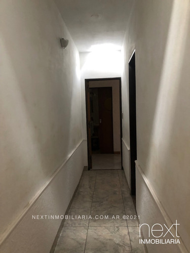 Amplia Casa En Rosario Con Espacio Para Tu Negocio Y Un Departamento Para Alquilar