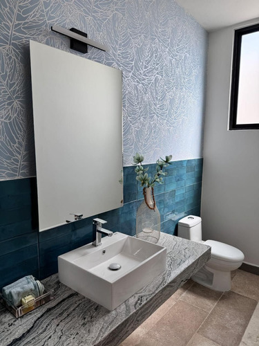 Casa Con 4 Recámaras Y Piscina, En Venta, Dzitya