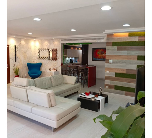 Apartamento En Venta La Trigaleña Res Amalfi Suite Valencia Up-7321625