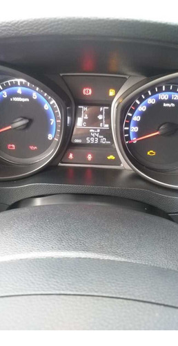 Imagem 3 de 10 de Hyundai Hb20s 2018 1.0 Comfort Plus Flex 4p