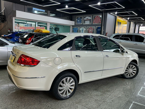 Fiat Linea Essence Dualogic 1.8 Flex 2016 Completo Baixa Km
