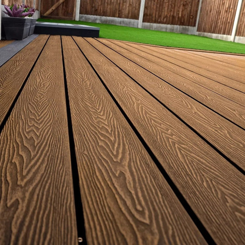 Imagen 1 de 9 de Deck Wpc Roble Clasico