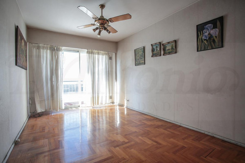 Imagen 6 de 25 de Departamento De 3 Ambientes Con Balcón Francés - Caballito