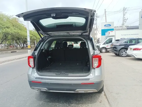 Ford Explorer xlt Ecoboost
