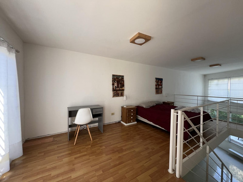 Loft De Dos Ambientes A Metros De Belgrano R Con Cochera.