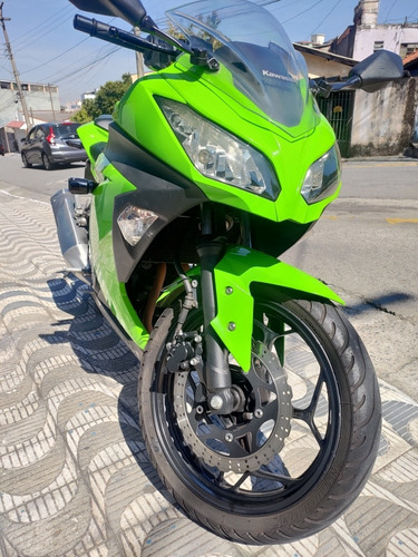 Imagem 3 de 8 de Kawasaki Ninja 300