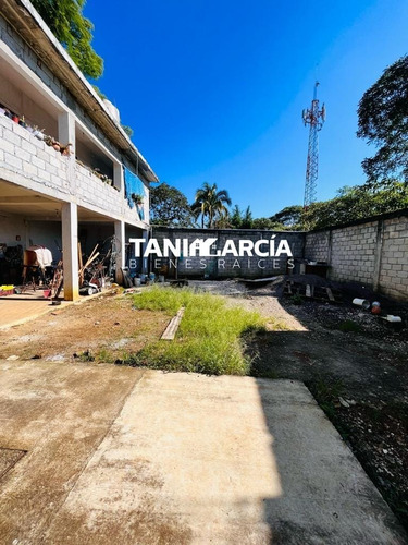 Imagen 16 de 18 de Vendo O Rento Propiedad Toda Bardeada 315 M2 De Terreno 350 De Construccion En Cordoba