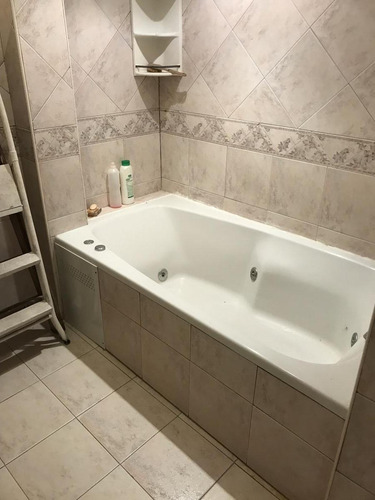 Imagen 10 de 27 de Chalet Dúplex 6 Amb. - Excelente Zona - Martínez