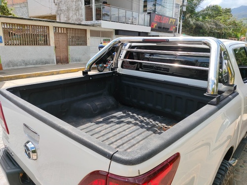 Imagen 10 de 15 de Mazda Bt-50 High