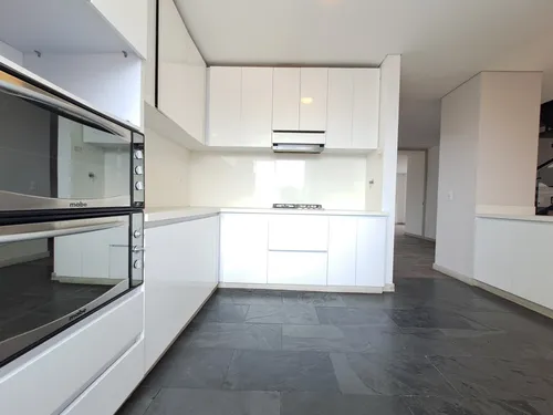 Apartamento En Venta En Benedictinos, La Abadia. Cod V16453