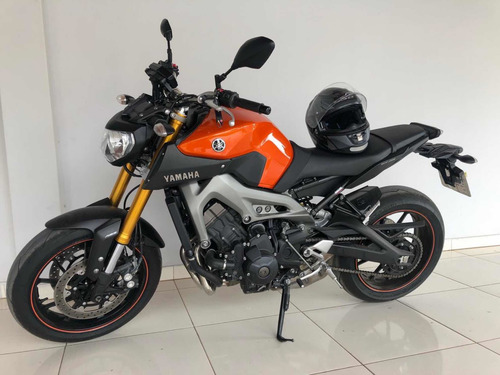 Yamaha Mt 09 Laranjada