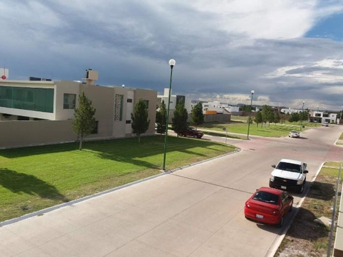 Imagen 2 de 6 de Casa Sola En Venta Real De Privanzas