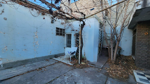 Casa En Venta, 2 Dormitorios, Barrio Centro, Cipolletti