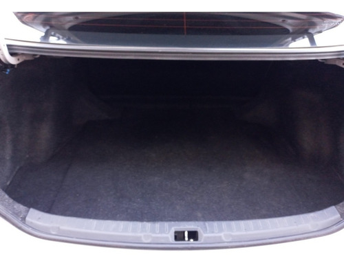 Imagen 12 de 13 de Toyota Corolla 2012 1.8 Xei Mt 136cv