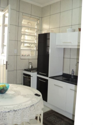 Imagem 3 de 15 de Apartamento De 2 Dormitórios - 3874