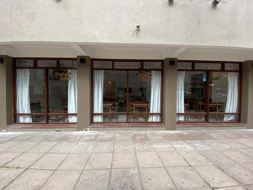 Imagen 11 de 17 de Hotel 2 Estrellas 30 Hab Mar De Ajo-estacionamiento-