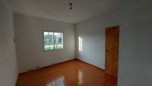 Casa En Venta En Carmen De Areco