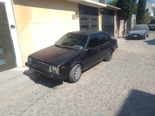 Nissan Tsuru Sedan