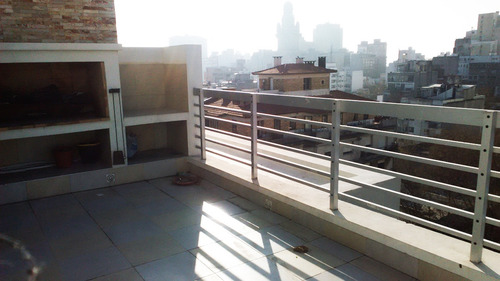 Venta Apartamento 1 Dormitorio Penthouse Centro Garaje Renta