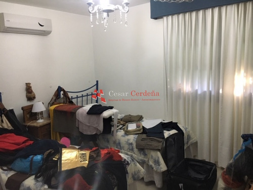 Venta - Muy Linda Casa, Zona De Playa Mansa, Gran Terreno Y Barbacoa- Ref: 1417