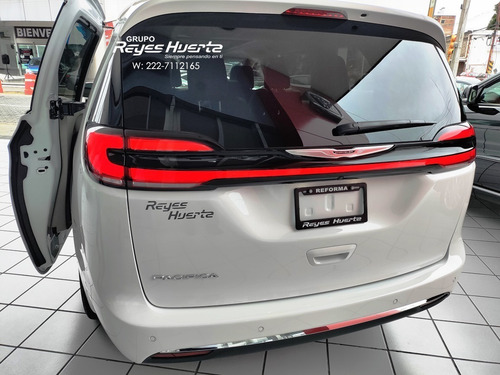 Imagen 3 de 15 de 2021 Chrysler Pacifica Limited Platinum Dvd Piel 8 Pas V6 At