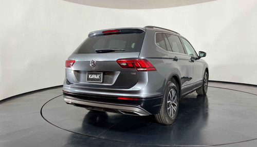 Imagen 8 de 15 de 46927 - Volkswagen Tiguan 2018 Con Garantía At