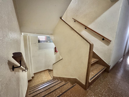Oportunidad! Departamento De 47m2 En Villa General Mitre, Caba, A U$s1500 X M2.