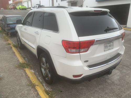 Jeep Grand Cherokee 5.7 Overland Mt