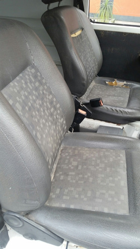 Volkswagen Kombi 1.6 Ano 2005 Furgão
