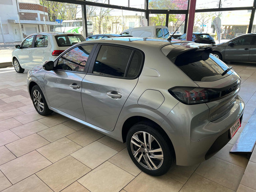 Peugeot 208 1.6 Feline Tiptronic