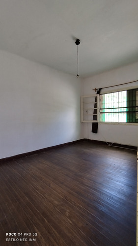 Venta Casa 2 Dormitorios, Cochera Y Depósito Independiente, Zona Paso Molino