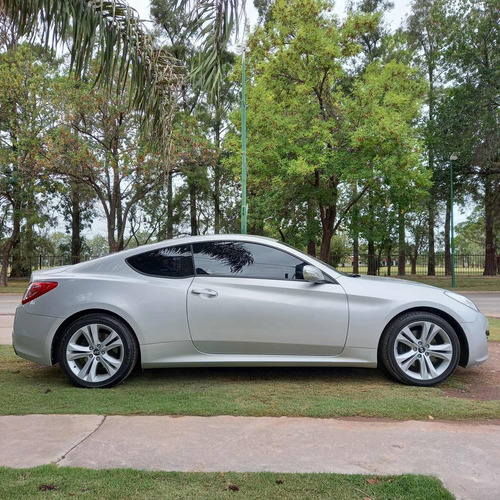 Hyundai Genesis 2.0 Coupe T 210cv Mt 2012
