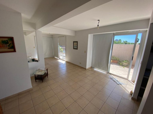 Imagen 2 de 10 de Inmejorable Departmaento 3 Ambientes Con Dos Cocheras