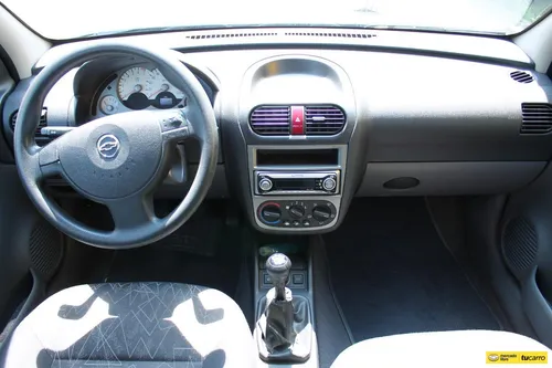 Chevrolet Corsa 1.8 Gls Evolution Mt
